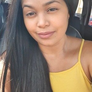 Meet your Posher, Abi